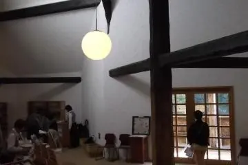 Gallery image