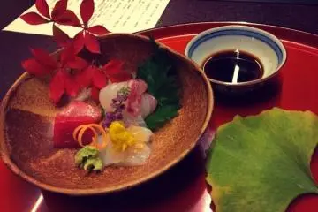Delicious sashimi, the freshest I have ever tasted! (Photo: Katerina Tyutyunnyk)