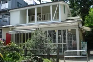 Gallery image