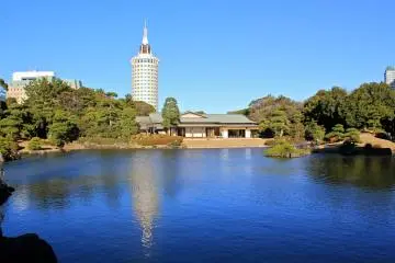 Mihama-en Japanese Garden in Chiba