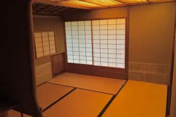 <p>One of the spaces that can be used for private tea ceremonies. From this vantage point, you can get a better idea of the&nbsp;Nijiriguchi entrance.</p>