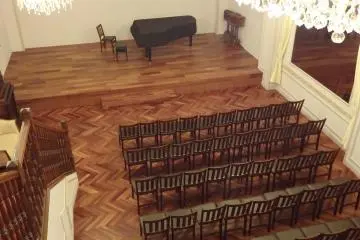 <p>Concert hall</p>