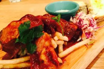 <p>Delicious chicken dish</p>