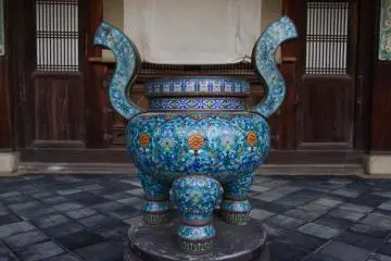 <p>Incense burner</p>