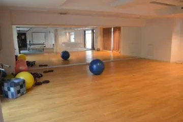 <p>ห้องเล่นโยคะ</p>
