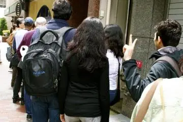 Count the numbers while waiting ??