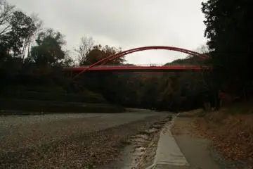 <p>The Wareiwa Bridge over the Iruma River</p>