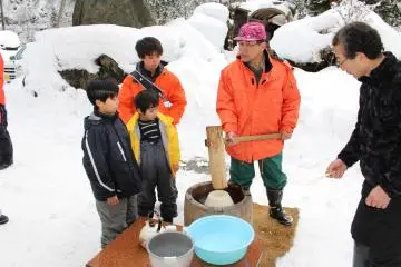 모찌 만들기 시작 준비 중