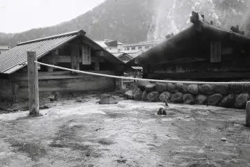 <p>Huts in the Yunodaira Marsh.</p>