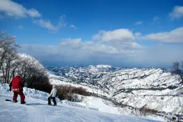 Charmant Hiuchi Snow Resort