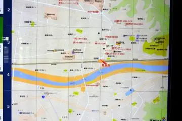 From the station, the Shiroishi River bank with beautiful 1000 Cherry Trees at a Glance is just a stone's throw away.