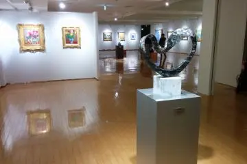 Gallery image