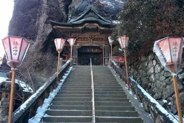 <p>The final set of stairs to the inner part of the shrine</p>