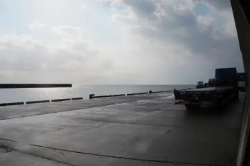 Pelabuhan Kametoku di Tokunoshima
