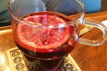 <p>Hot wine!&nbsp;</p>
