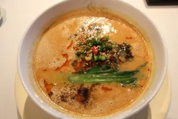 <p>Tantanmen</p>