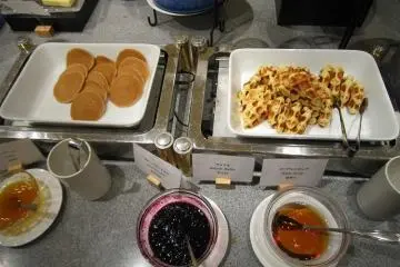 <p>La barra de waffles y pancakes</p>