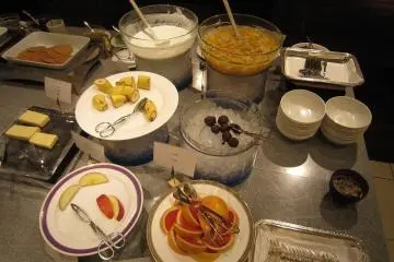 <p>La barra de frutas</p>