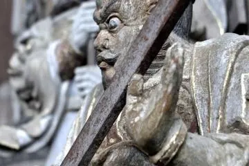 <p>Fierce guardian warrior</p>