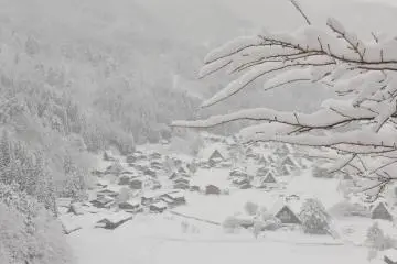 눈오는 시라카와고