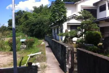สถานที่ที่ดีและเงียบซึ่งซ่อนอยู่ในภูเขา