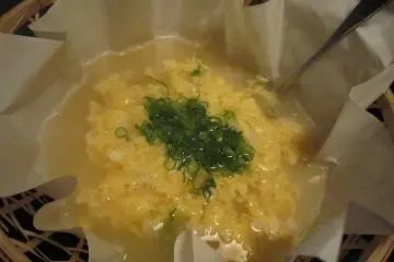 밥과 계란을 넣어 완성