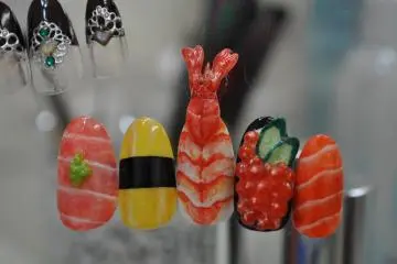 <p>Kuku bergaya sushi</p>