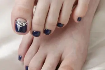 <p>Kuku kaki yang manis</p>