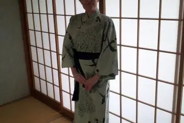 Modeling the hotel yukata