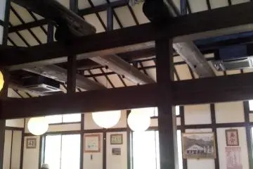 The main dining area after the lunch rush