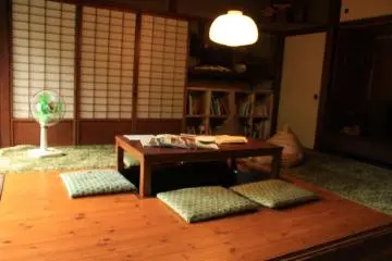 Gallery image