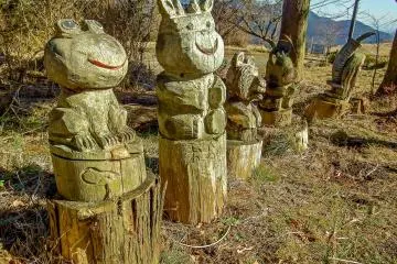 <p>The first of many cute animal carvings</p>