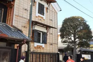 <p>A beautifully restored 'kura'. Many of the buildings are over 100 years old.</p>