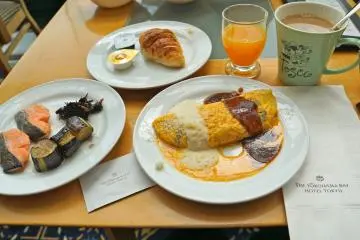 <p>The hotel's breakfast buffet at Caf&eacute; Tosca was DE-LICIOUS</p>