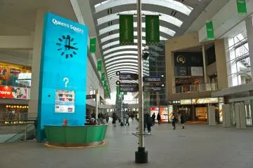 <p>Yokohama Bay Hotel Tokyu is part of Queen's Square Yokohama complex, which has over 200 stores and restaurants!</p>
