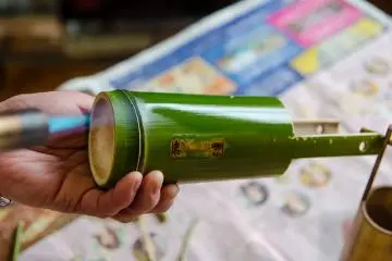 <p>Extracting the bamboo oil</p>