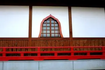 <p>Pretty window</p>