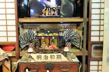 <p>What a fantastic way to present hina dolls - in an antique Japanese chest and closet.</p>