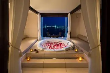 Pure luxury oriental style (Photo: <a href="http://www.ichotelsgroup.com/intercontinental/en/gb/locations/overview/tyohb" target="_blank" rel="noreferrer noopener nofollow">Intercontinental Tokyo Bay</a>)