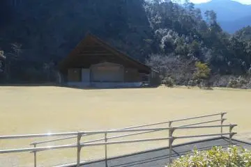 <p>The park and the stage of the hotel</p>
