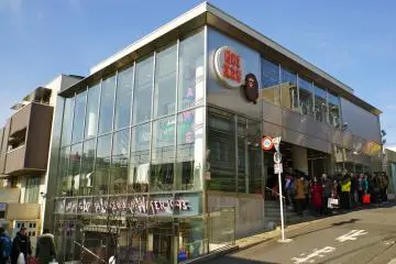 Gallery image