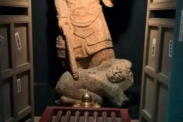 <p>This deity is found all over Japan, always holding a pagoda in the left hand</p>