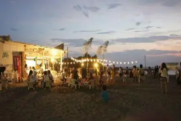 Let the Festival begin (Photo: Nagiko Yasuda)