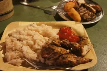 <p>อาหารอร่อย</p>