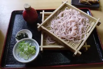 <p>Sakura udon, a seasonal special</p>