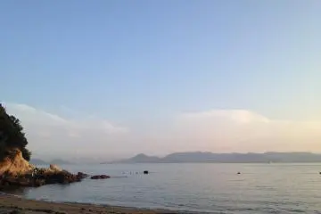 <p>Public swimming beach at Tsutsujiso Lodge</p>