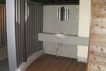 another view the the toilet facilities