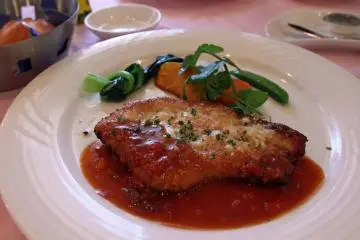 <p>Pork cutlet</p>