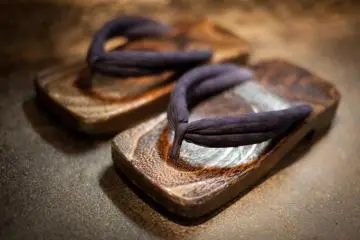 <p>Juste en face du sanctuaire Kushida, on retrouve le Mus&eacute;e Folklorique Hakata Machiya. Il abrite de nombreux objets et artefacts historiques</p>