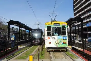 <p>รถ Tram ของเมืองคุมะโมะโตะ</p>
